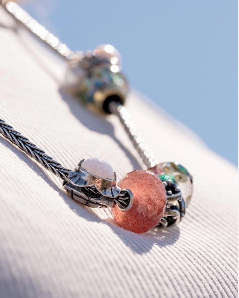 La 𝗰𝗼𝗹𝗹𝗮𝗻𝗮 𝗧𝗿𝗼𝗹𝗹𝗯𝗲𝗮𝗱𝘀 è un'opportunità per esprimere la tua personalità e unicità 💎
Lascia che questo gioiello parli di te!
📍 Vieni a provarla in Corso Baccio 88 a Sant'Elpidio a Mare.
#trollbeadslove #regali #gioielli #trollbeadsofficial #gioielleriagiovannitartuferi #trollbeads #trollbeadsstyle #summerstones #occasioneunica