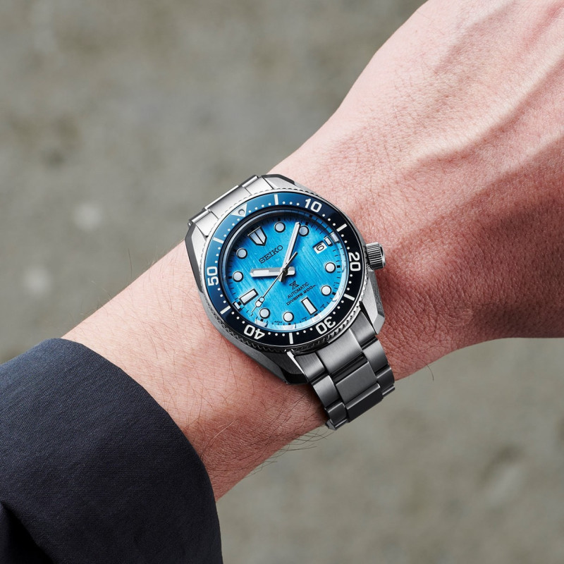 orologio-subacqueo-automatico-prospex-quadrante-azzurro-edizione-speciale-save-the-ocean