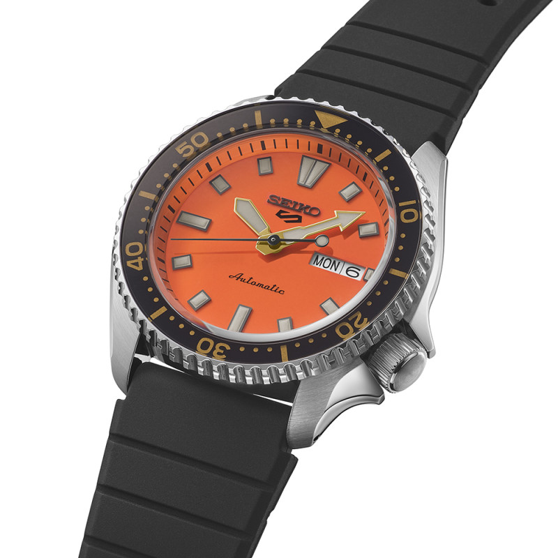 orologio-seiko-5-sports-automatico-quadrante-arancione-cinturino-silicone-data